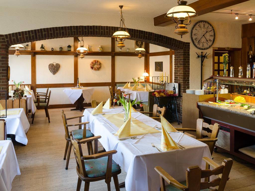 Landhotel Hamburger Hof Nettlingen Kültér fotó